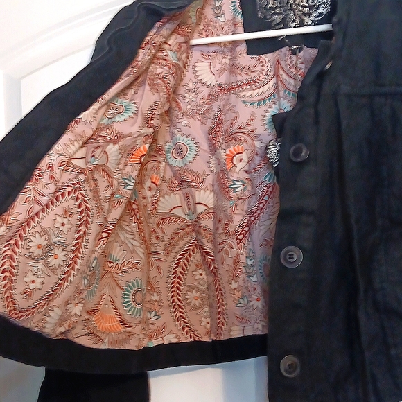 NWOT - Women's Black Buffalo David Bitton Balero Style Crop Jacket, Size Small - Picture 4 of 7